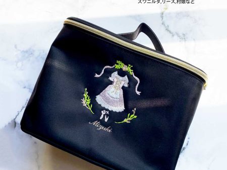 Girls Black g52 E Vanity Pouch(长16x宽22x深14cm) on Sale